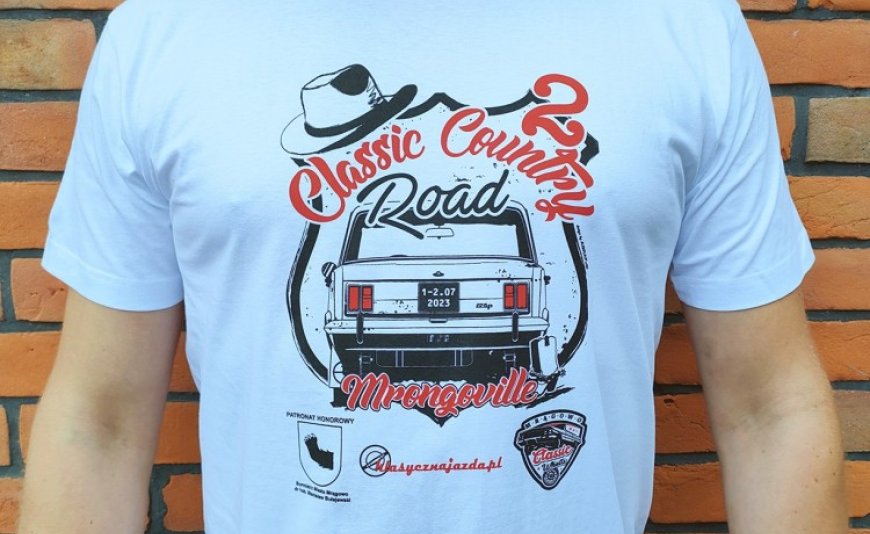 Classic Country Road 2023